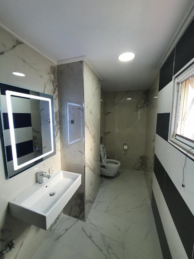 Aloha 3* Sarandë